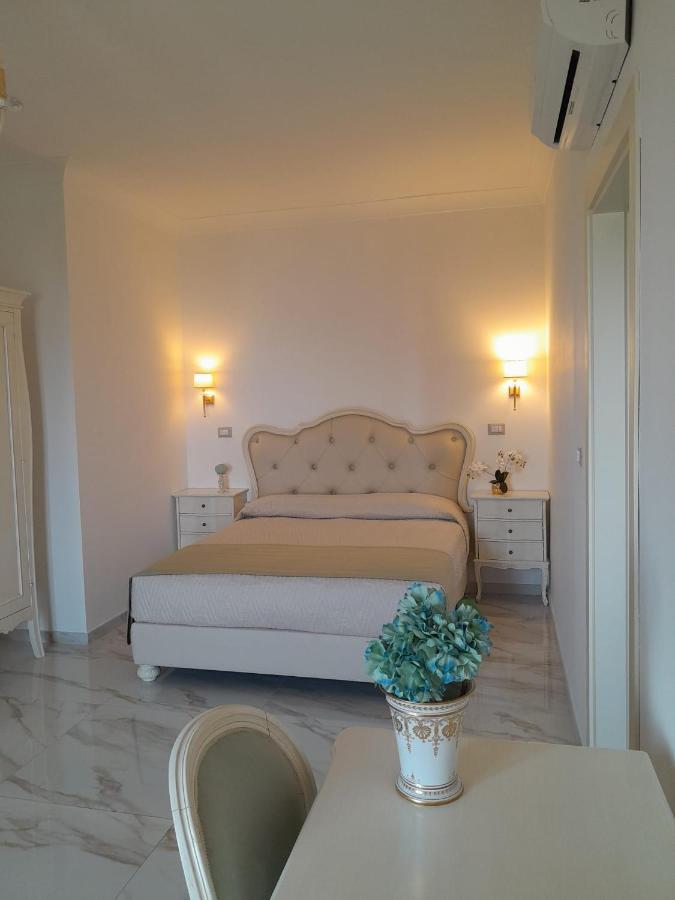 La Vigna Del Vento Bed & Breakfast Casola di Napoli Eksteriør bilde