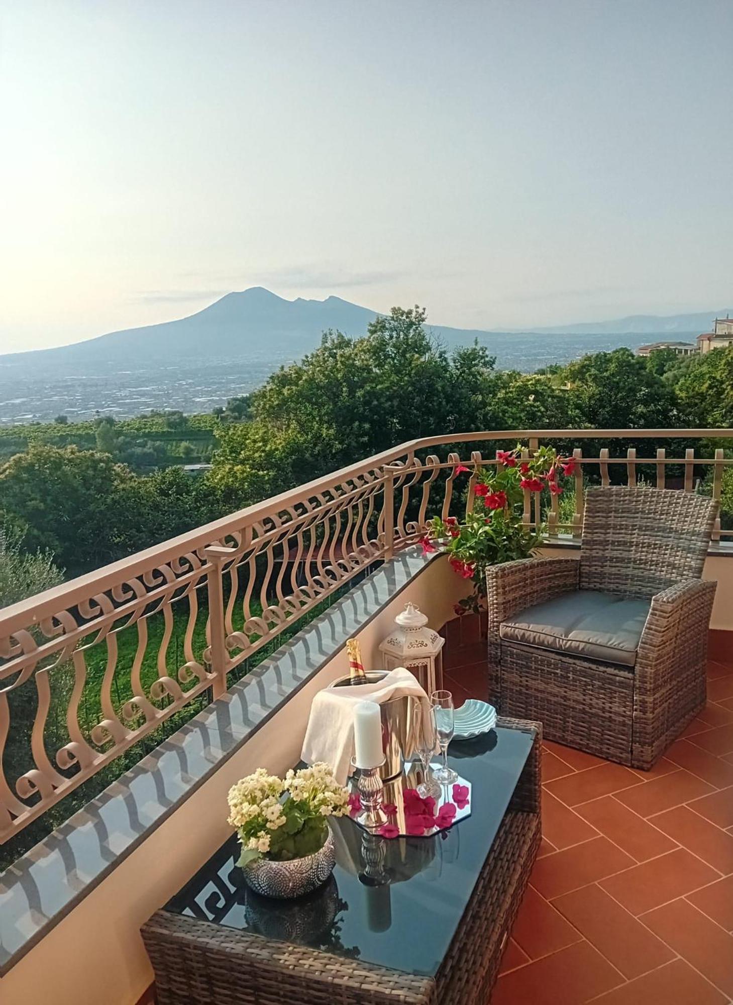 La Vigna Del Vento Bed & Breakfast Casola di Napoli Eksteriør bilde