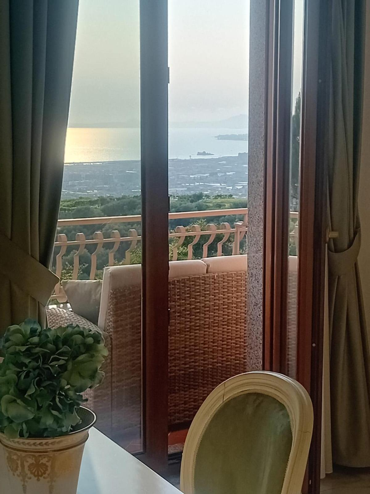 La Vigna Del Vento Bed & Breakfast Casola di Napoli Eksteriør bilde