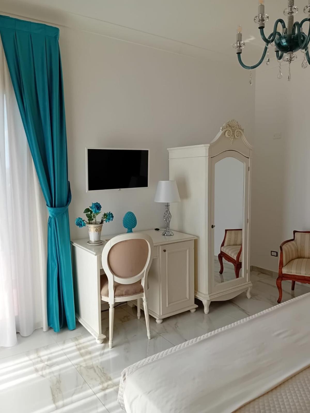 La Vigna Del Vento Bed & Breakfast Casola di Napoli Eksteriør bilde