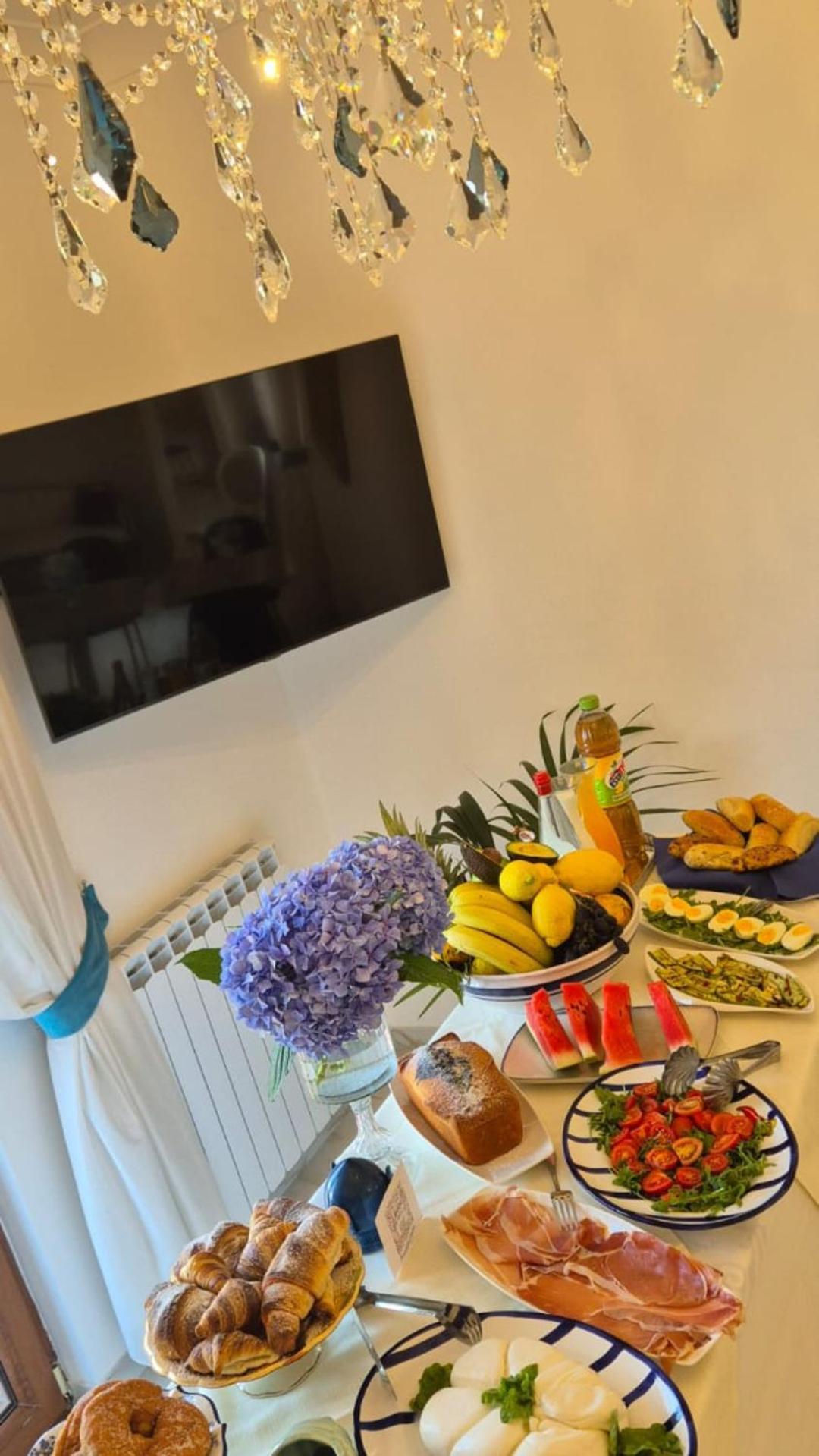 La Vigna Del Vento Bed & Breakfast Casola di Napoli Eksteriør bilde