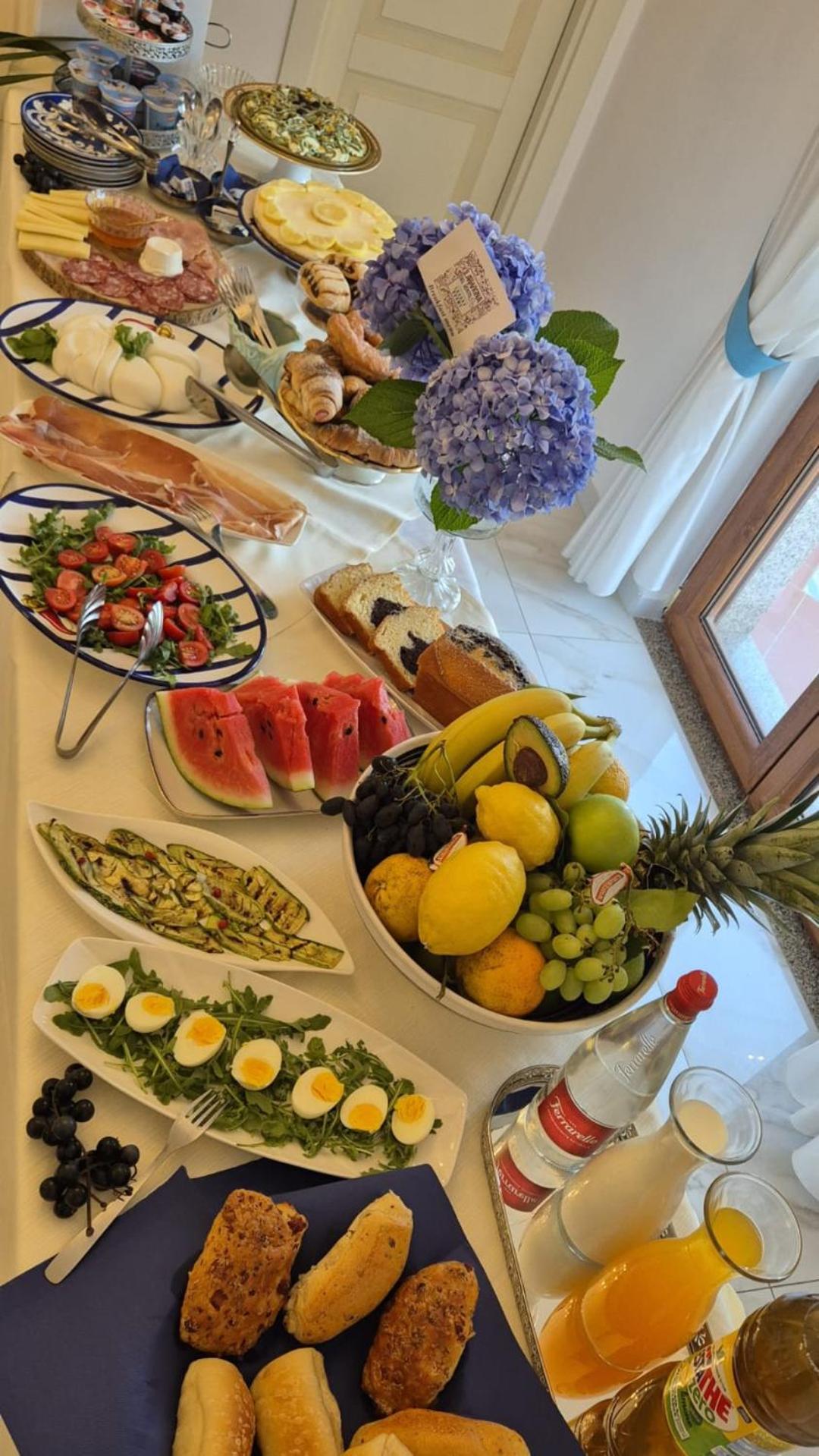 La Vigna Del Vento Bed & Breakfast Casola di Napoli Eksteriør bilde